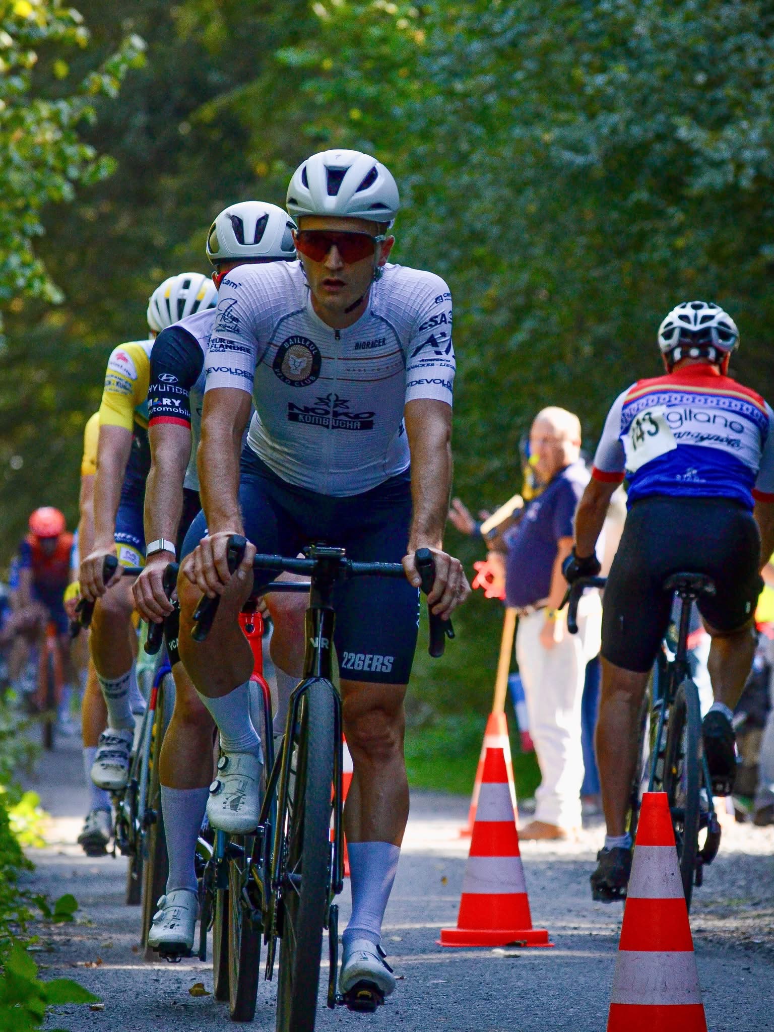 Championnat du Nord de gravel à Attiches, coureurs du Bailleul Vélo Club
