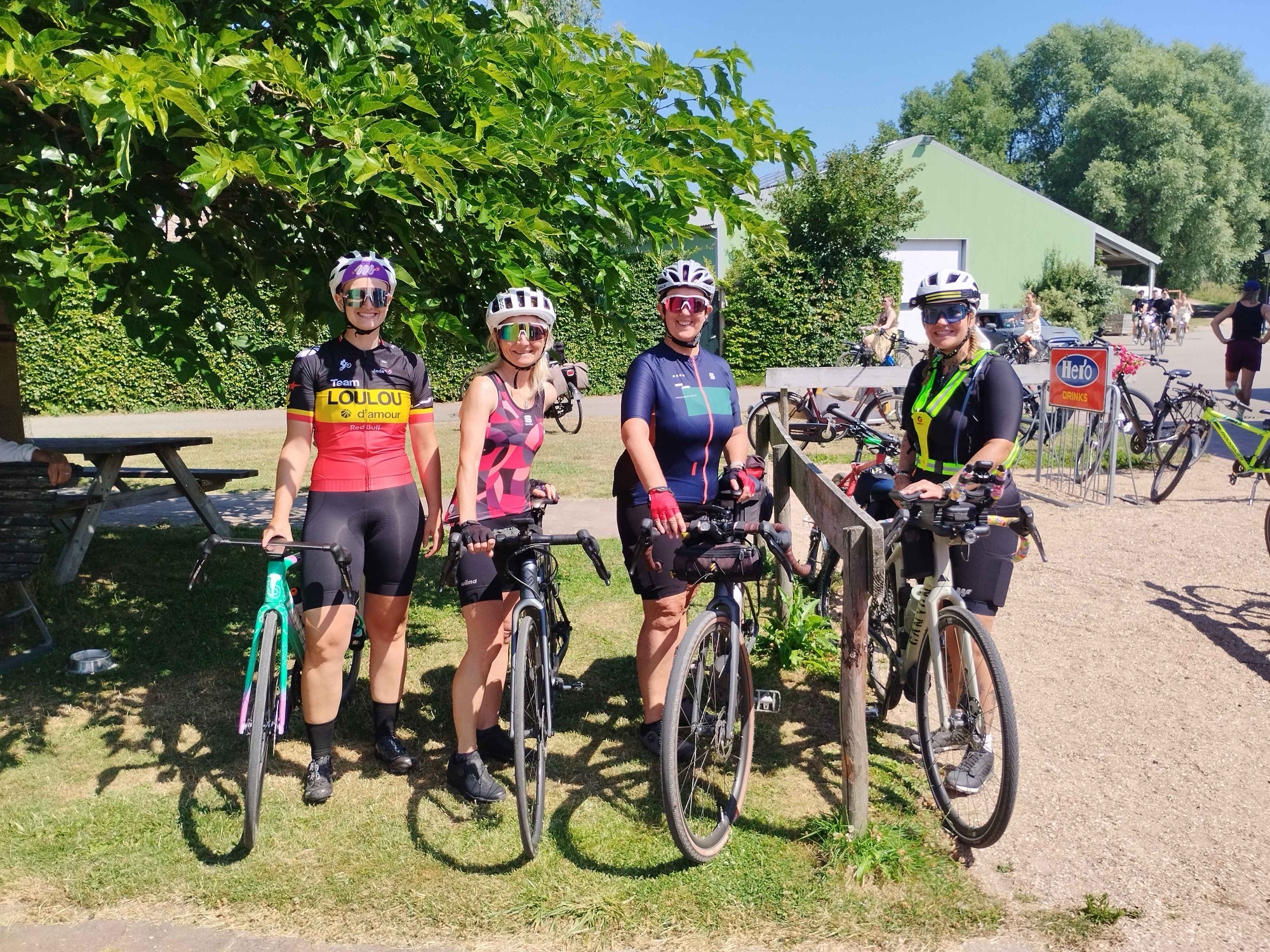 Les cyclotes du club en sortie longue distance